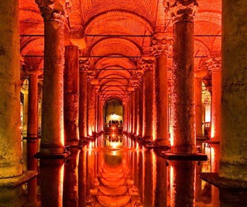 La Cisterna Basílica, o Cisterna Subterránea